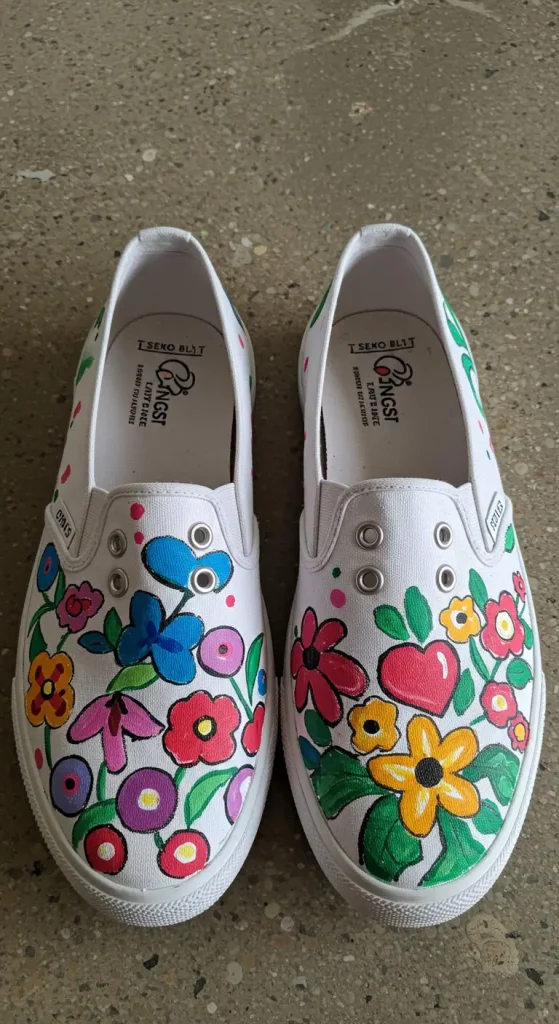 15 Simple Craft Ideas For Teens 11 10. Hand-Painted Shoes