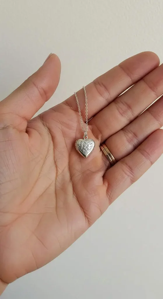 11 Best Friend Craft Ideas Easy 6 5. Matching Keychains