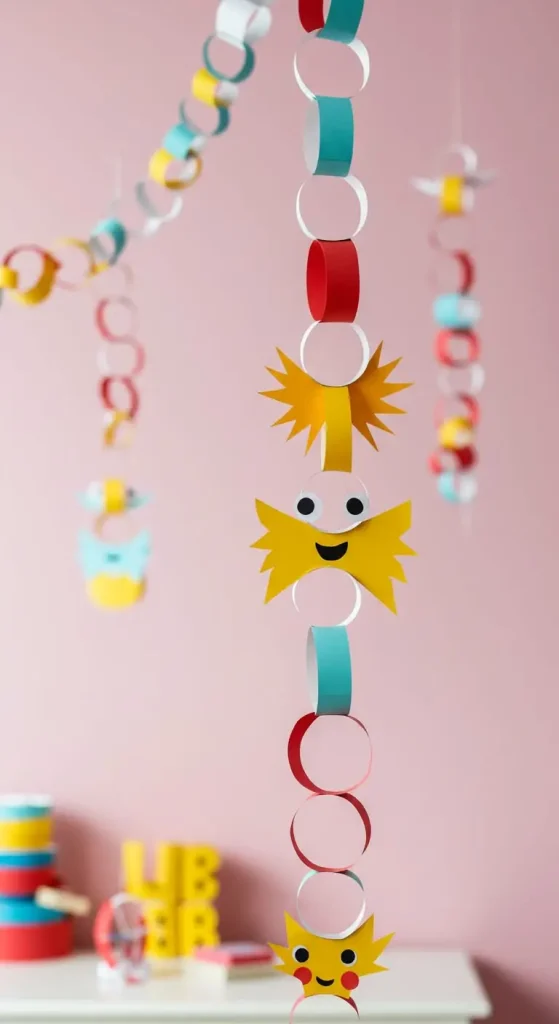 13 Craft Ideas For Kids With Paper 6 5. Paper Chain Garland