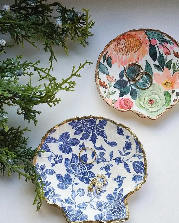Decoupage Shell Dishes That Catch Your Rings