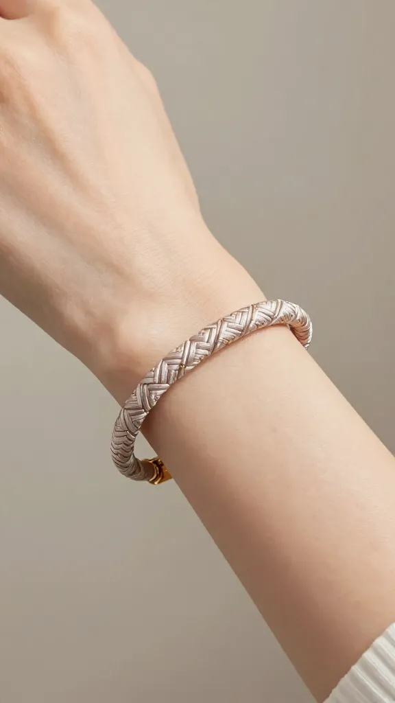 13 Bracelet Ideas for Women Over 50: Sparkling Style List 8 Item 7
