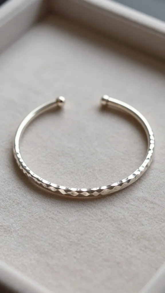 Bracelet Ideas Using Wire: 9 Easy Crafts to Try 4 Item 3