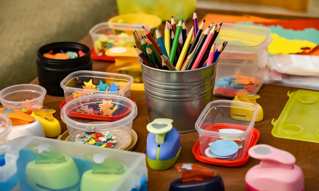 How to Start a Craft Side Hustle as a Teenager (Without Spending a Fortune First) 10 How to Start a Craft Side Hustle as a Teenager