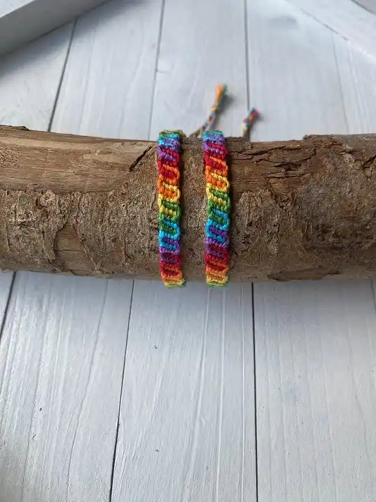 20 Cute Friendship Bracelet Ideas (Beaded, Woven, and Charm Styles) 6 Rainbow Chevron Knot Bracelet Duo