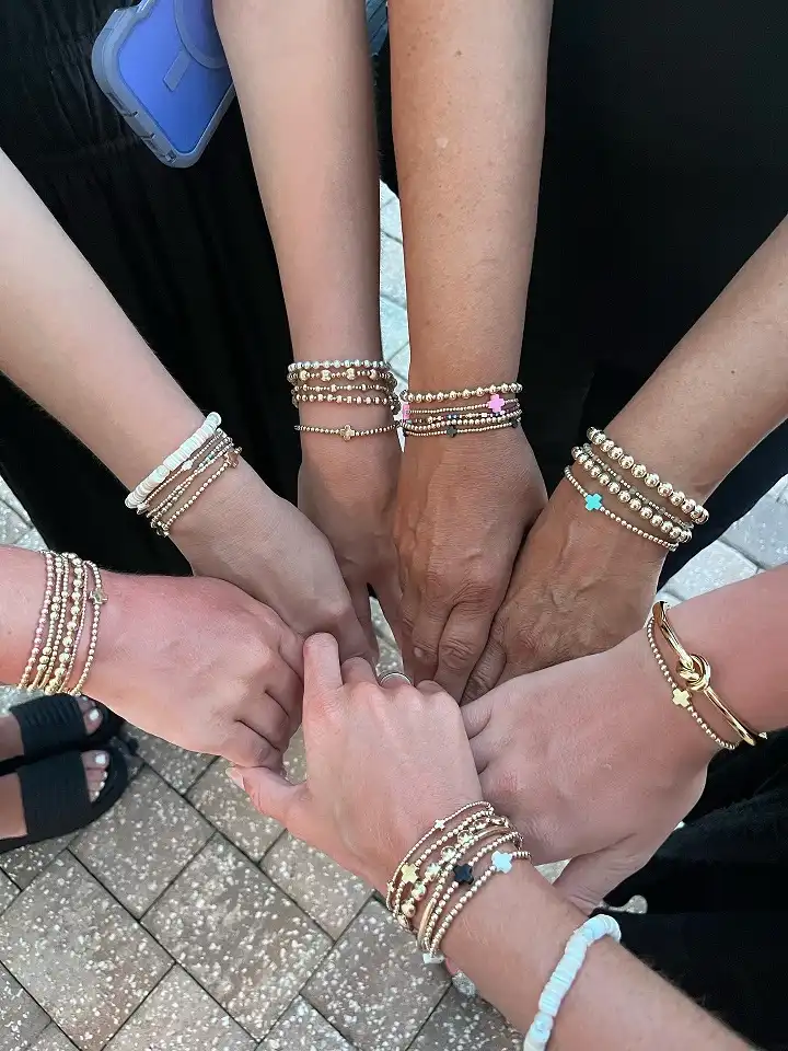 One Recipe, Six Wrists, Six Colors