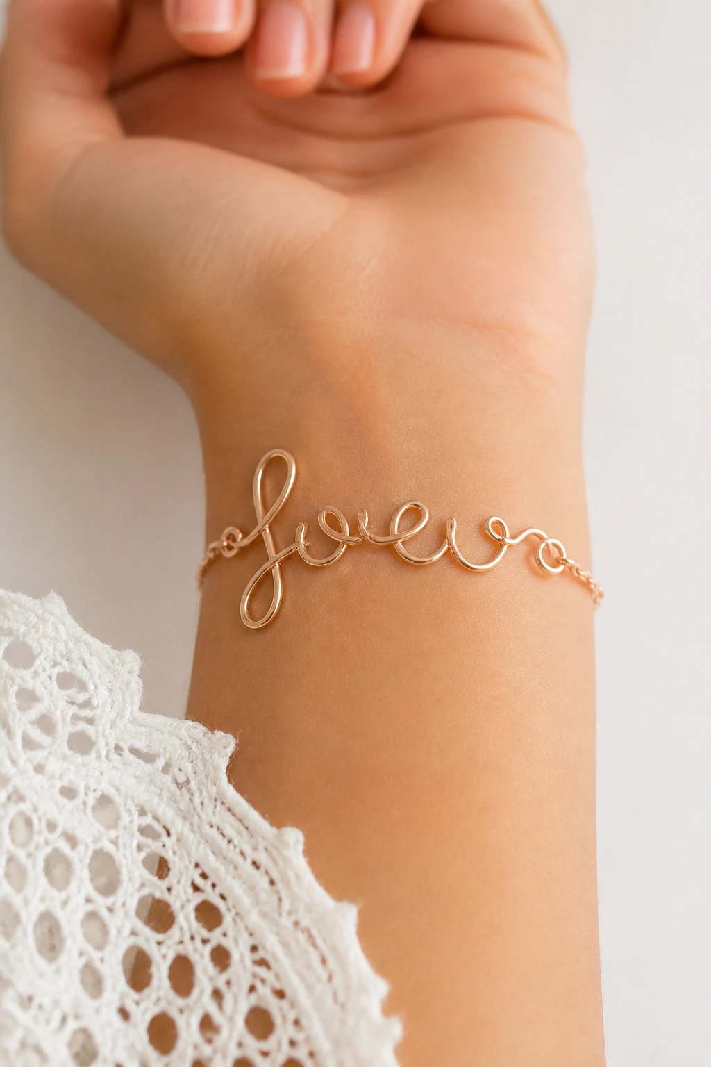 8 Wire Bracelet Ideas for Teen Girls That Are Totally Pinterest-Worthy 4 Item 3