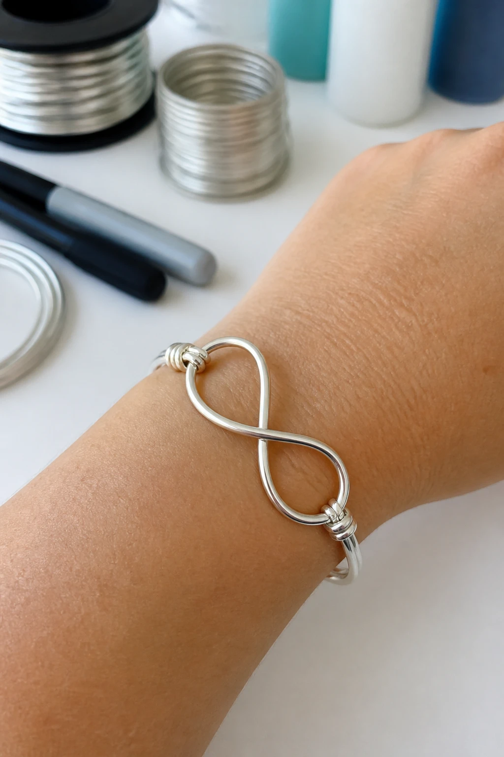 10 Wire Bracelet Ideas Without Special Tools You Can Start Right Now 9 Item 8