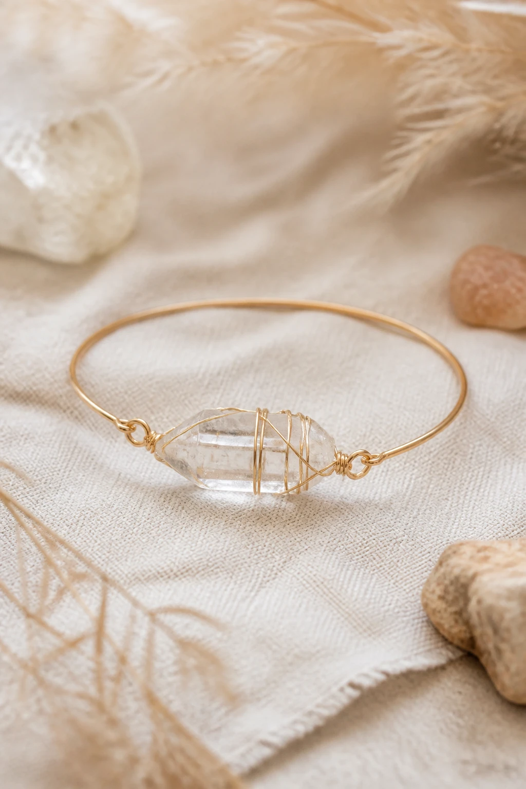 8 Aesthetic Wire Bracelet Ideas for a Boho Minimalist Jewelry Stack 2 Item 1