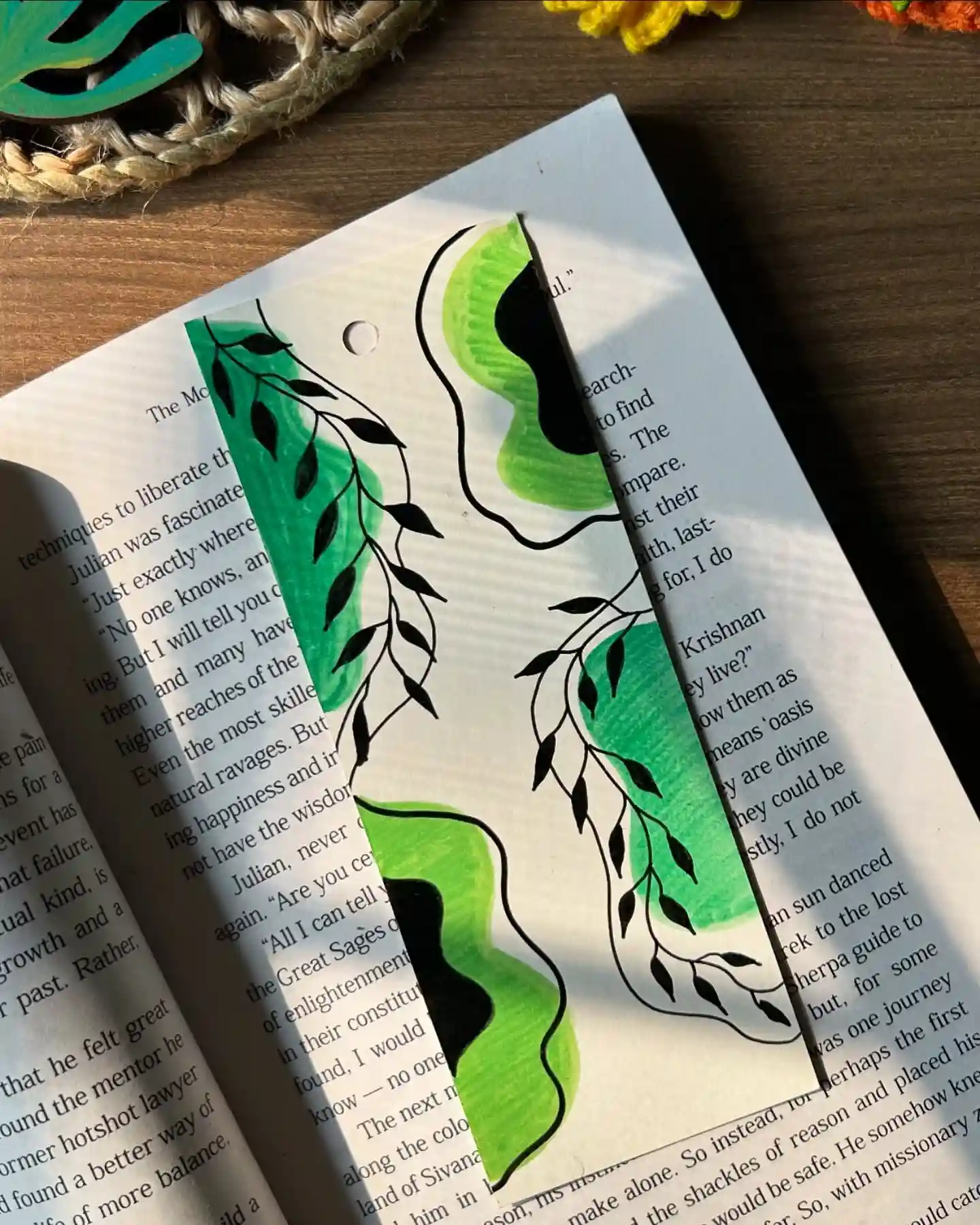 17 DIY Bookmark Ideas for Beginners 15 Book lover bookmarks