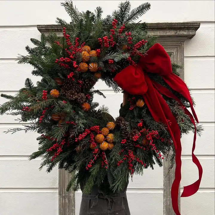 14 Ribbon Wreath Ideas for Beginners 11 Christmas ribbon wreath