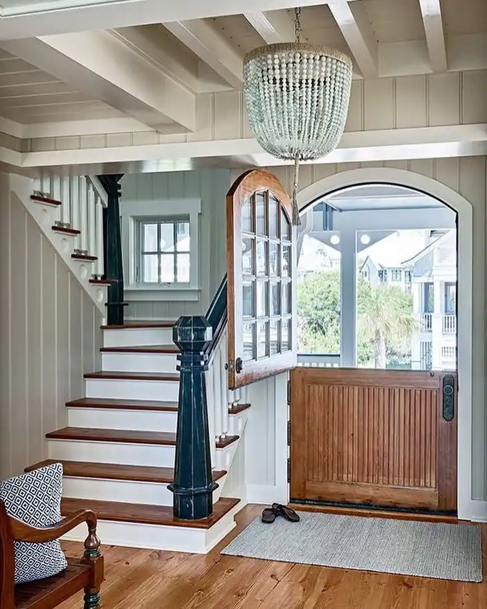 Coastal entryway
