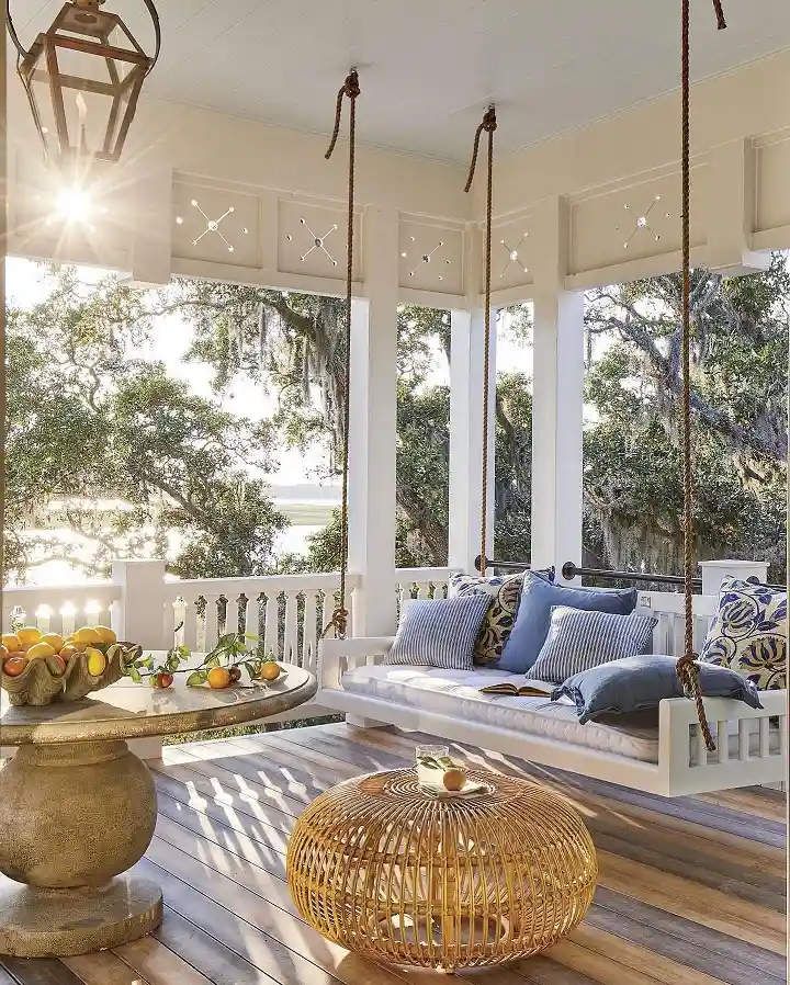 Farmhouse porch swing
