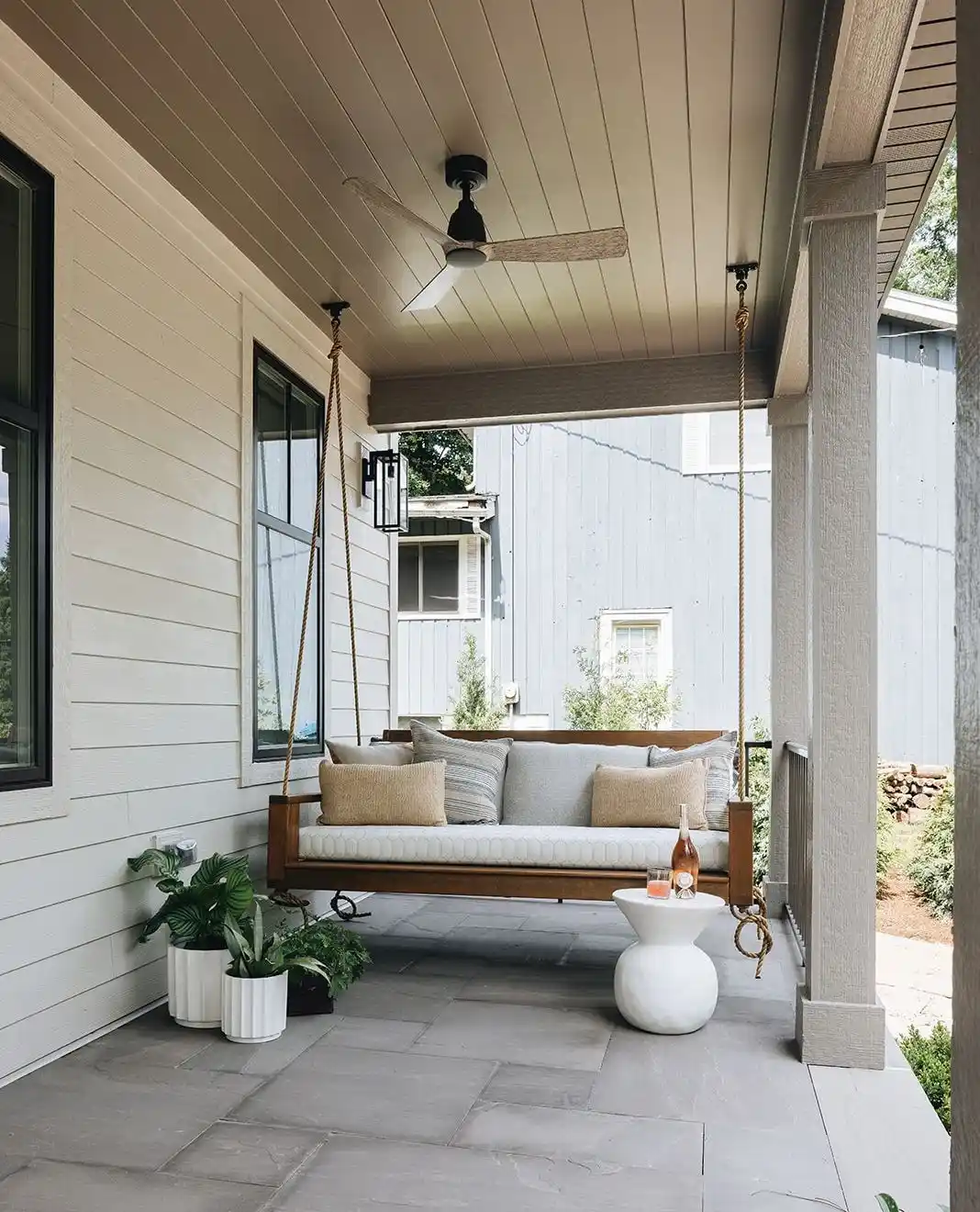 Front porch swing decor