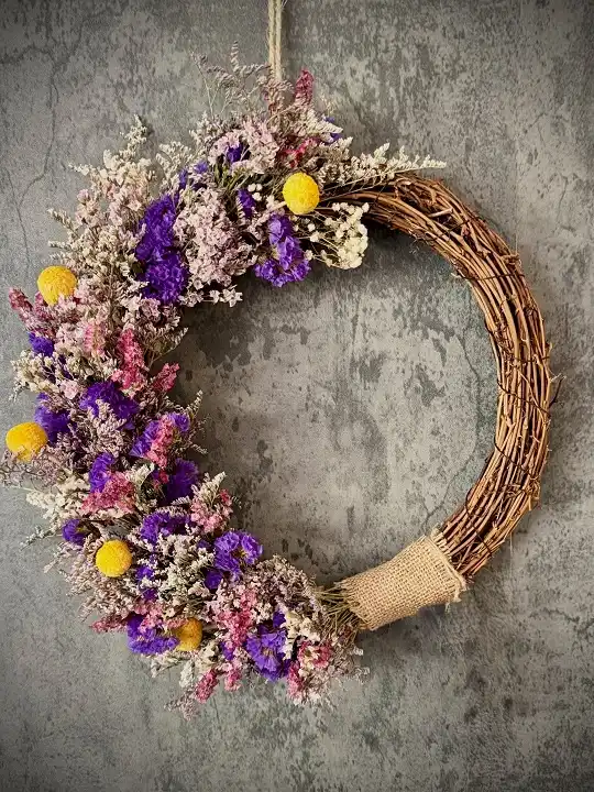 Grapevine wreath craft