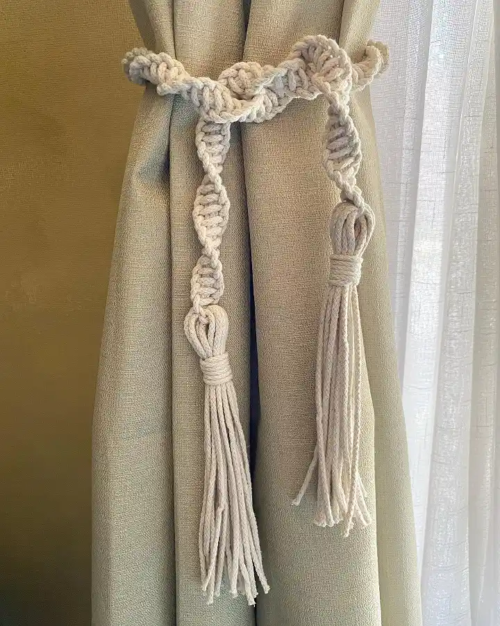 18 Macrame Gift Ideas to Make and Sell 12 Macrame Curtain Tieback