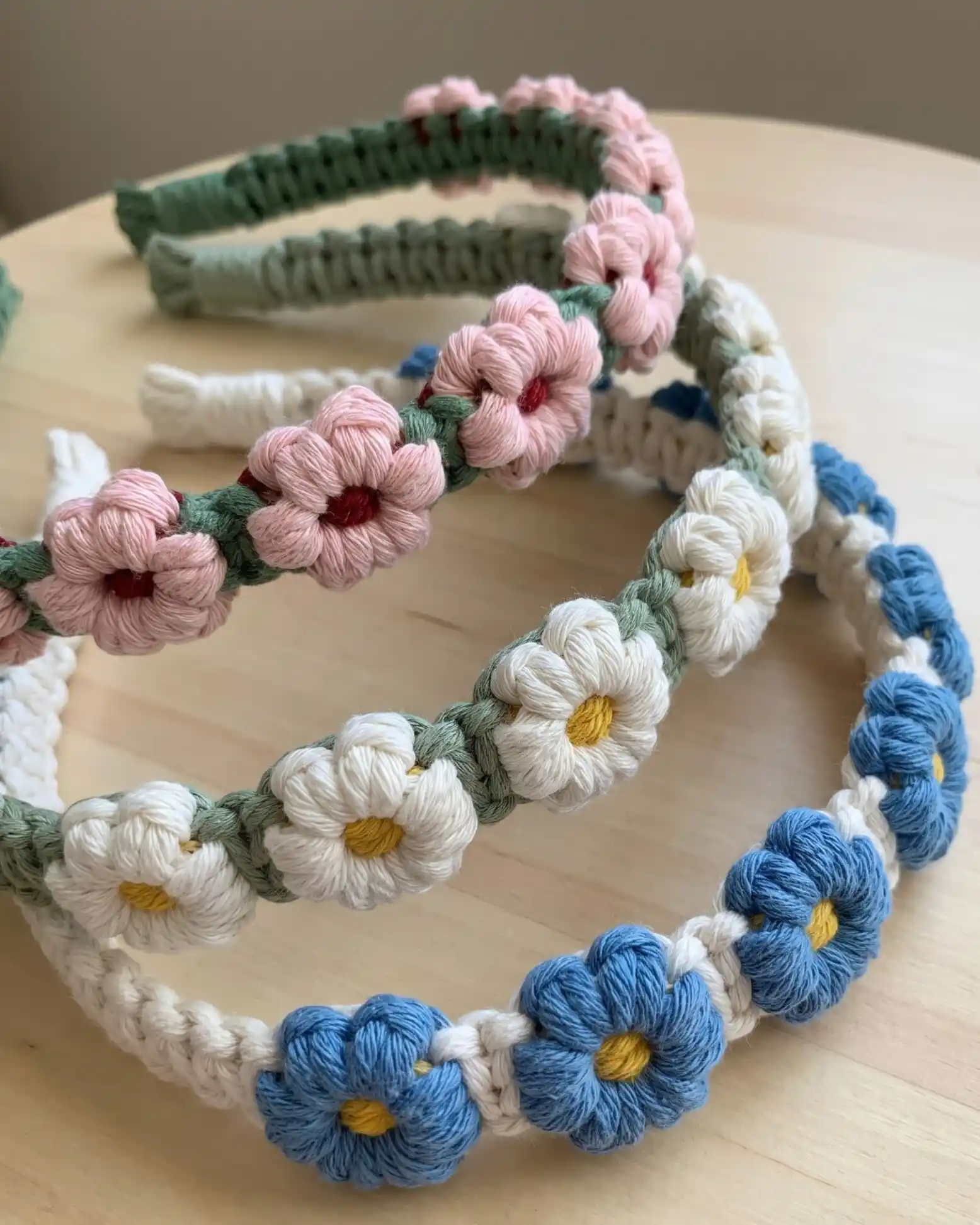 18 Macrame Gift Ideas to Make and Sell 15 Macrame Headband