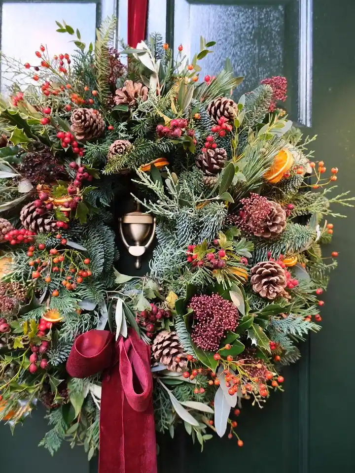 Winter wreath decor