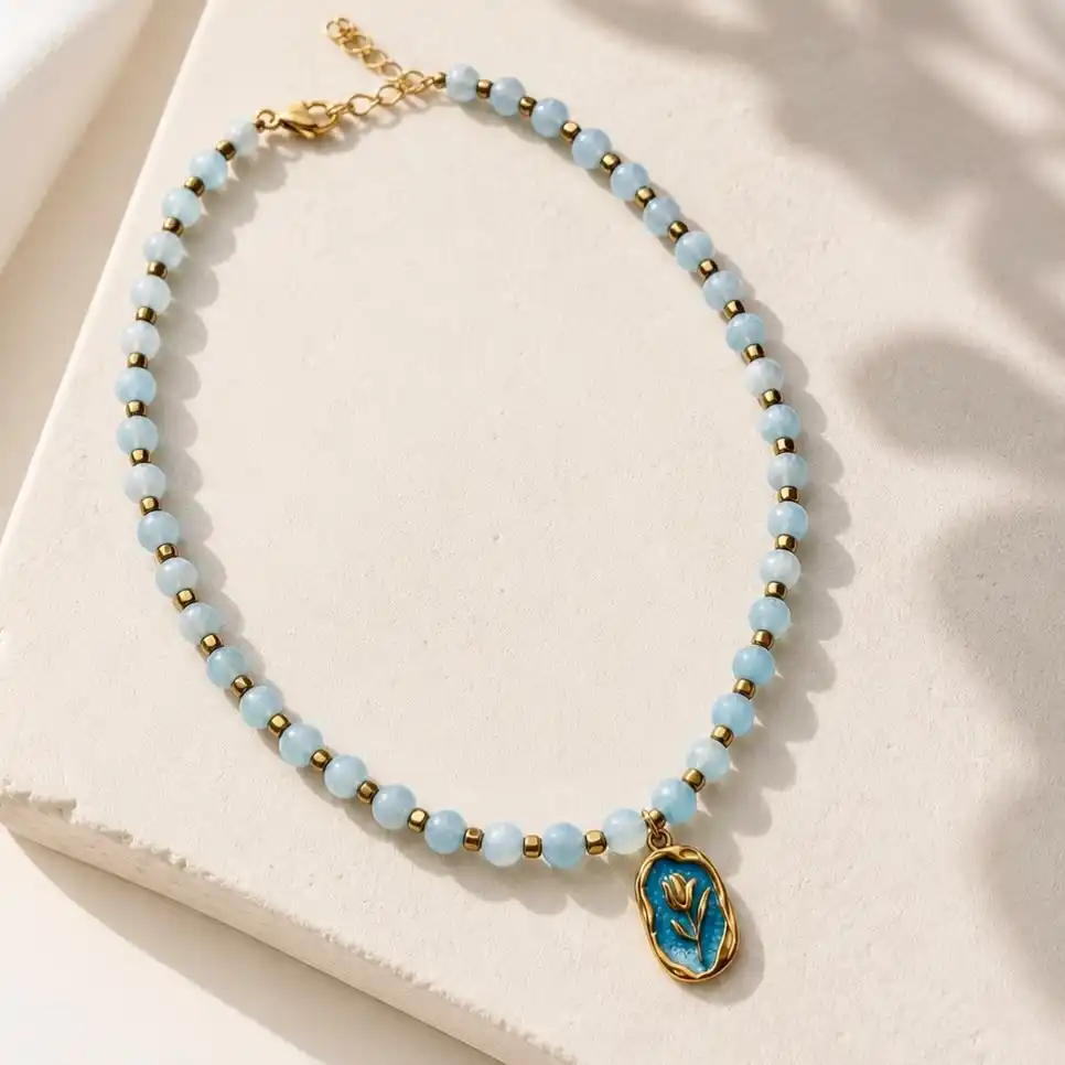 aesthetic beaded necklace