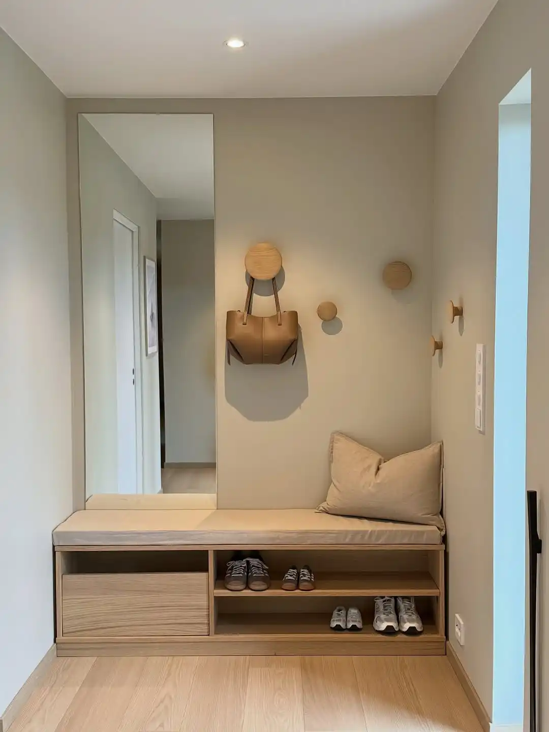 16 Budget Entryway Makeover Ideas That Look Way More Expensive 10 entryway storage solutions