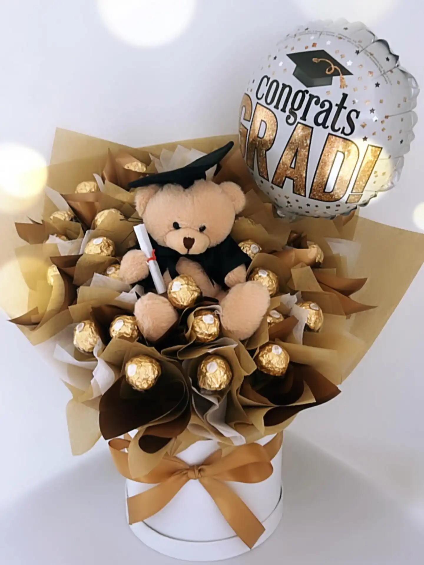 17 Graduation Gift Craft Ideas They’ll Actually Love 9 graduation chocolate bouquet