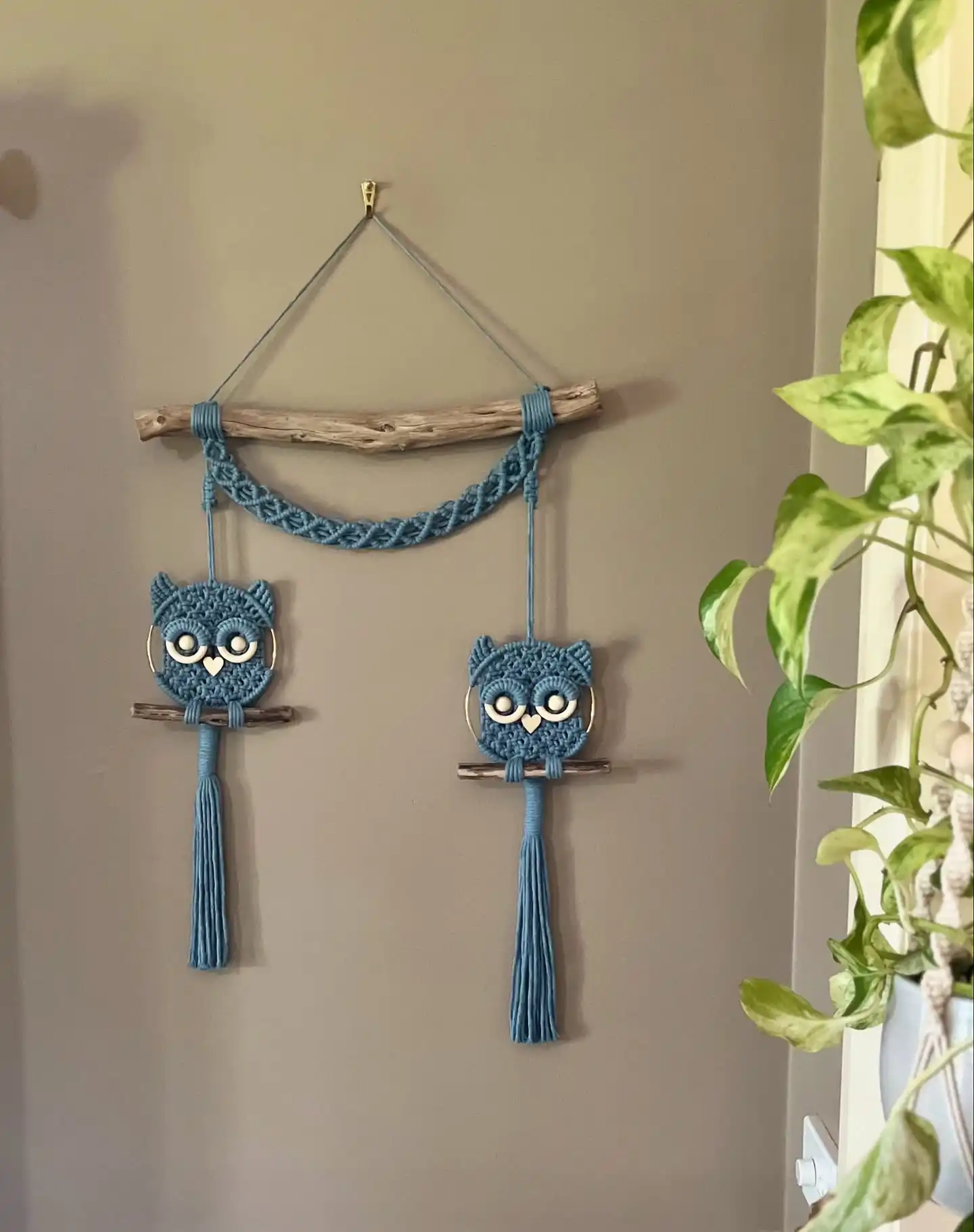 15 Macrame Room Decor for Teens 2 macrame wall hanging