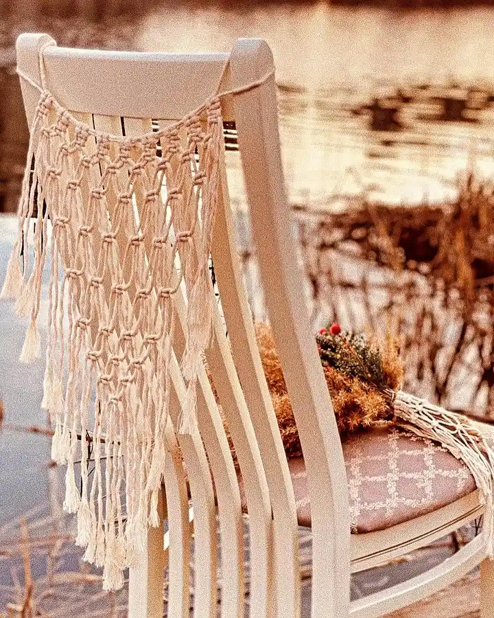 A Macrame Chair Topper Adds Texture to an Outdoor Gathering