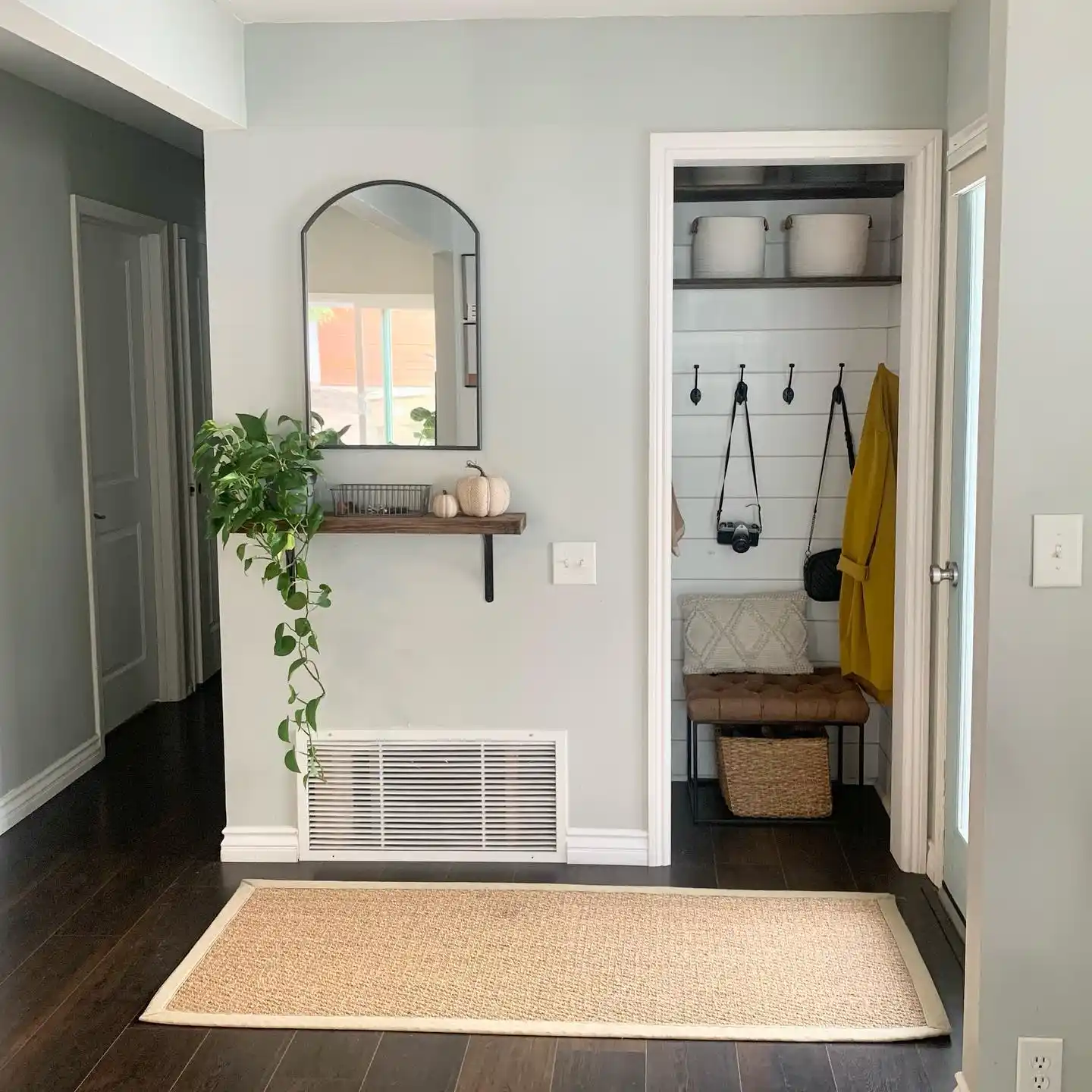 16 Budget Entryway Makeover Ideas That Look Way More Expensive 9 narrow entryway storage