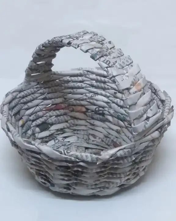 16 Newspaper Craft Ideas That Cost You Nothing 3 newspaper craft basket