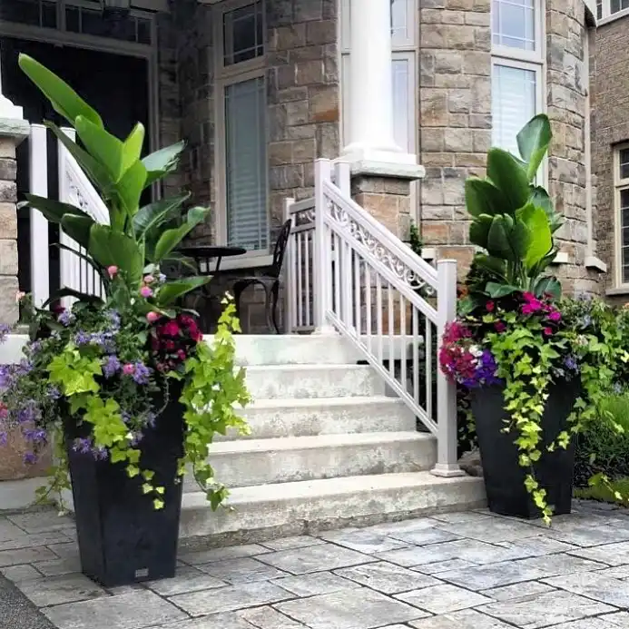 seasonal porch planters