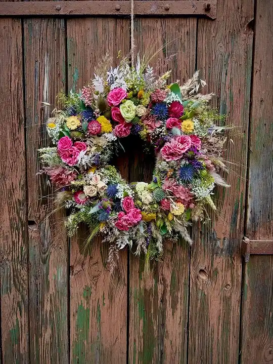15 Summer Wreath Ideas for the Front Door 7 summer wreath craft