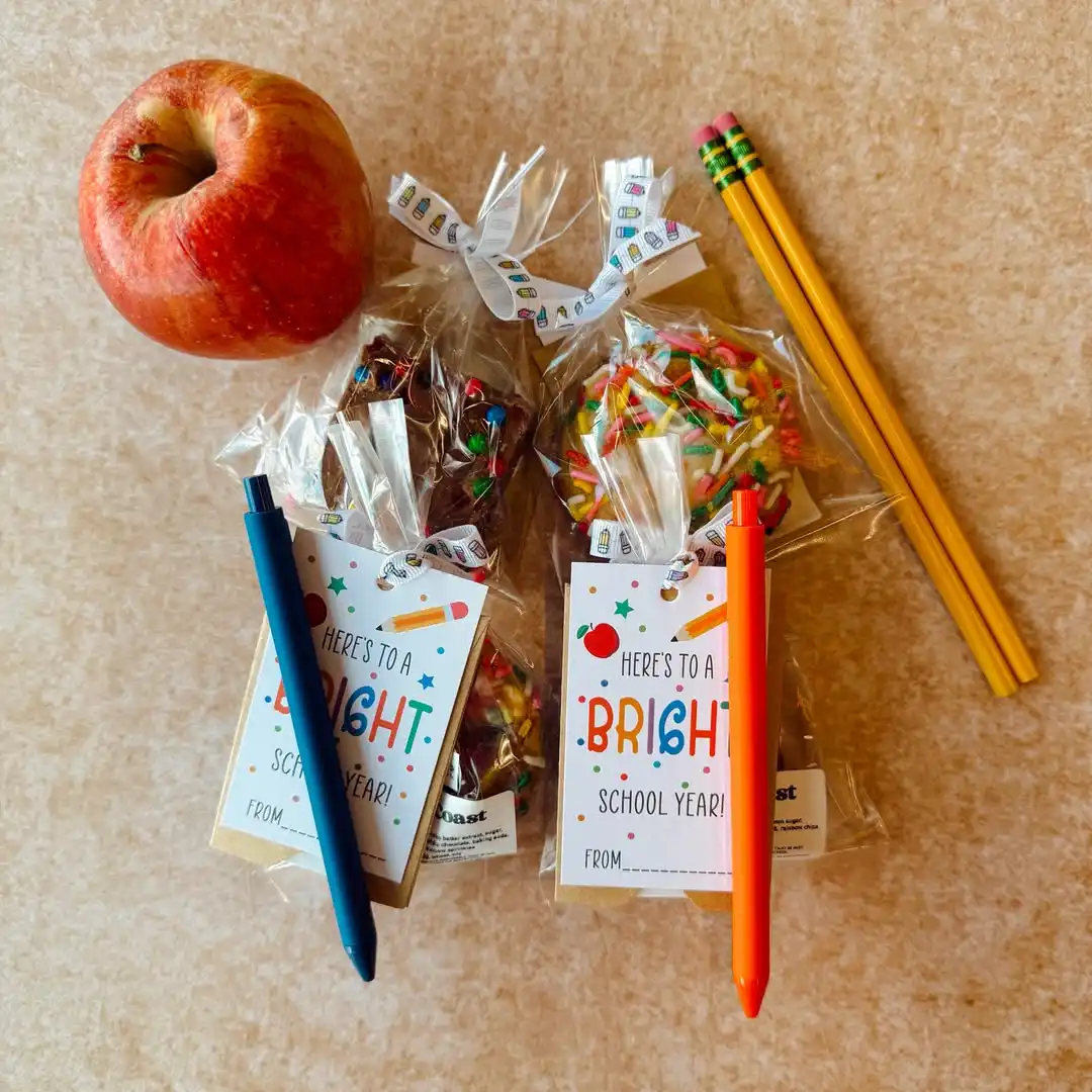 15 Teacher Appreciation Gift Craft Ideas 11 teacher appreciation bundle