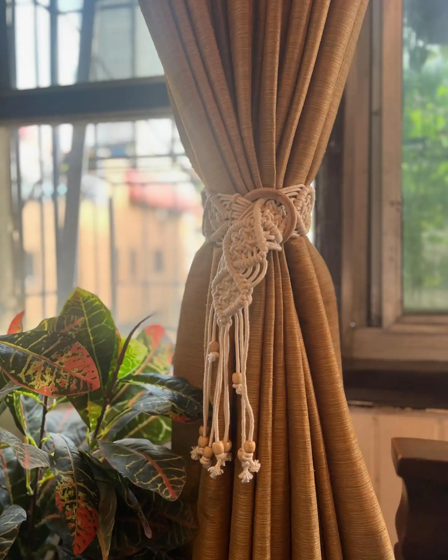 tieback curtain macrame