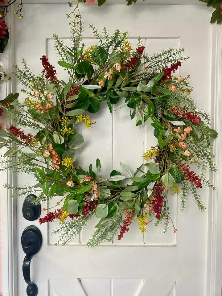 Year round wreath