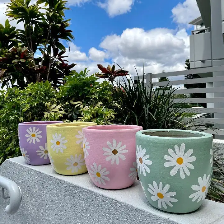 Pastel Daisy Flower Pots